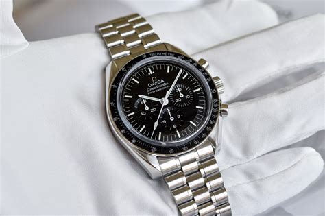 omega speedmaster v2 dial|Omega Speedmaster moonwatch 2021.